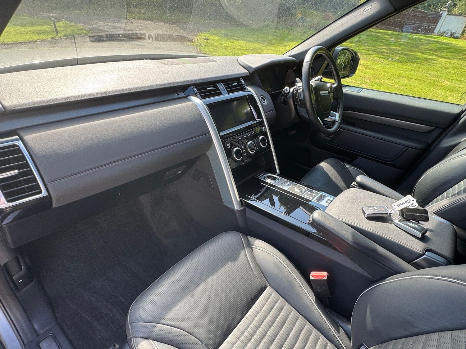 Used Land Rover Discovery 2020 for sale - 76898339: Photo 16