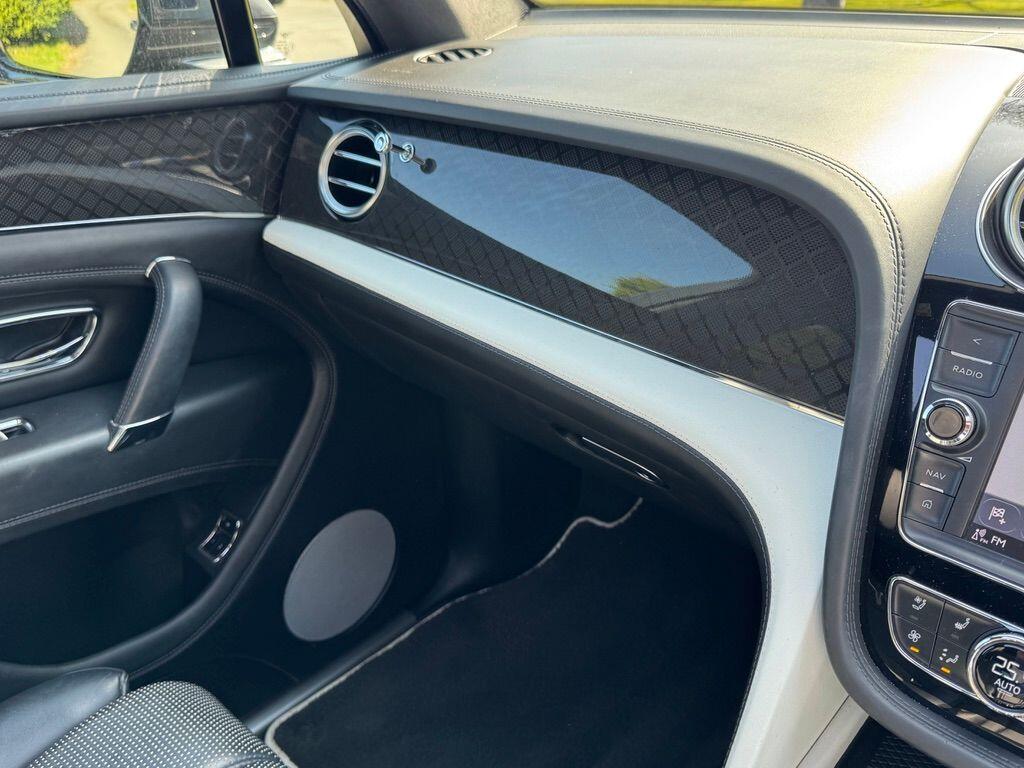 Used Bentley Bentayga for sale - 77645989: Photo 38