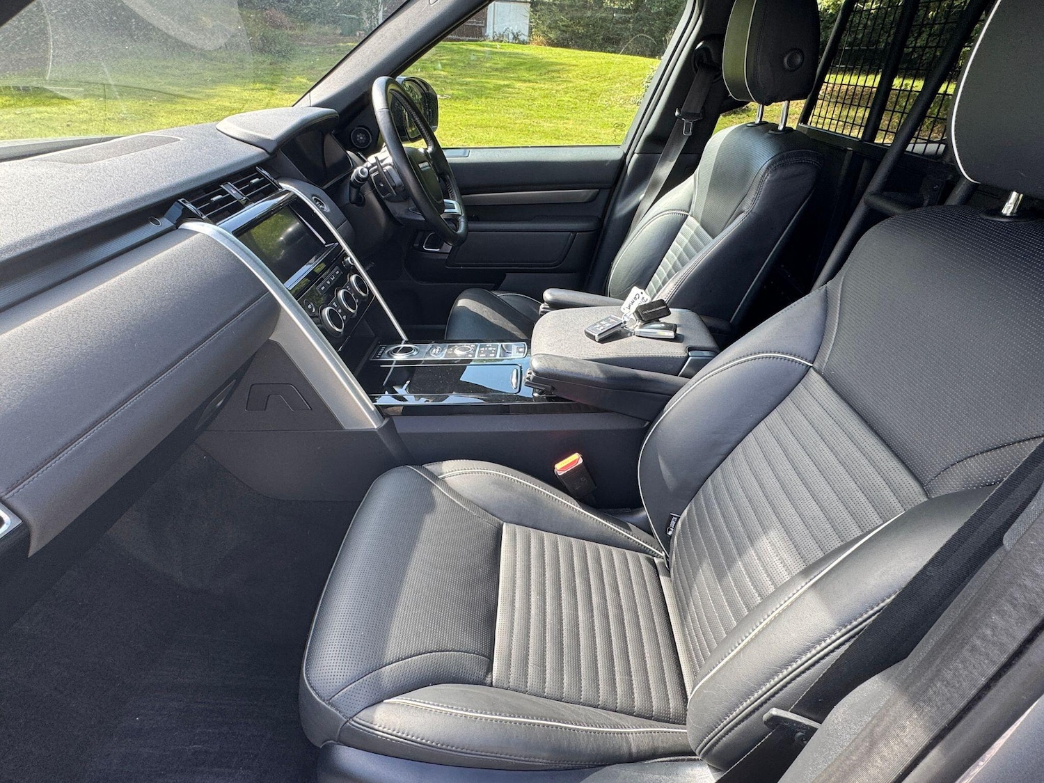 Used Land Rover Discovery 2020 for sale - 76964875: Photo 14