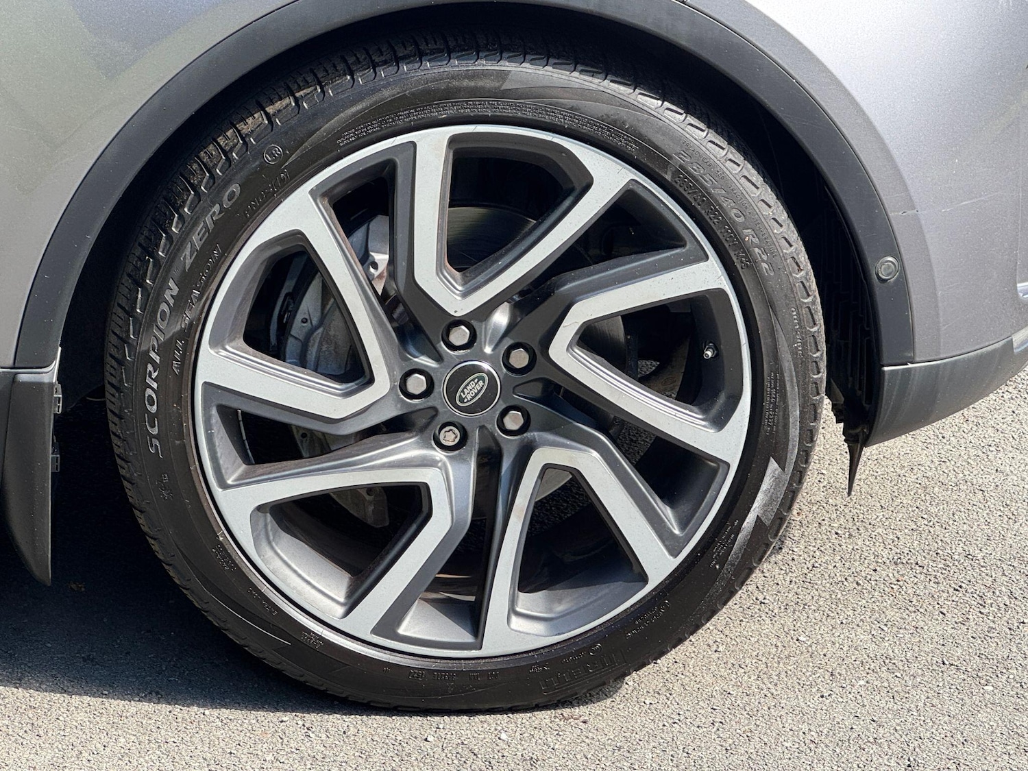 Used Land Rover Discovery 2020 for sale - 76964875: Photo 3