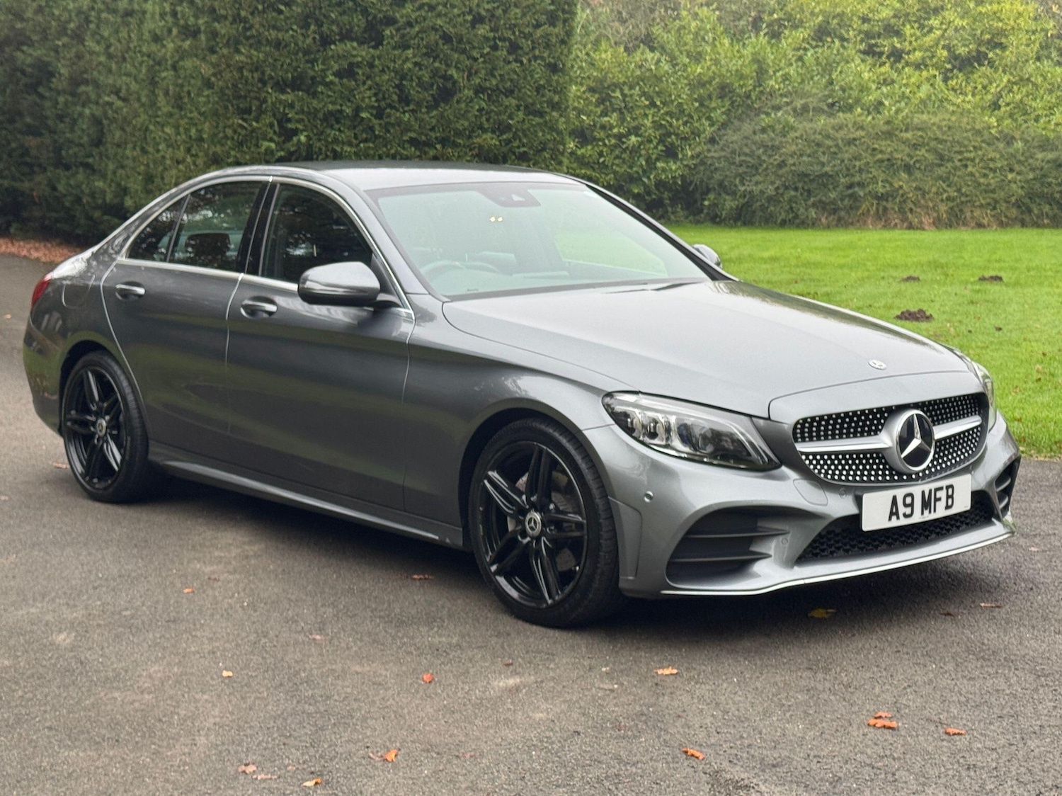 Used Mercedes-Benz C Class 2019 for sale - 76899421: Photo 1
