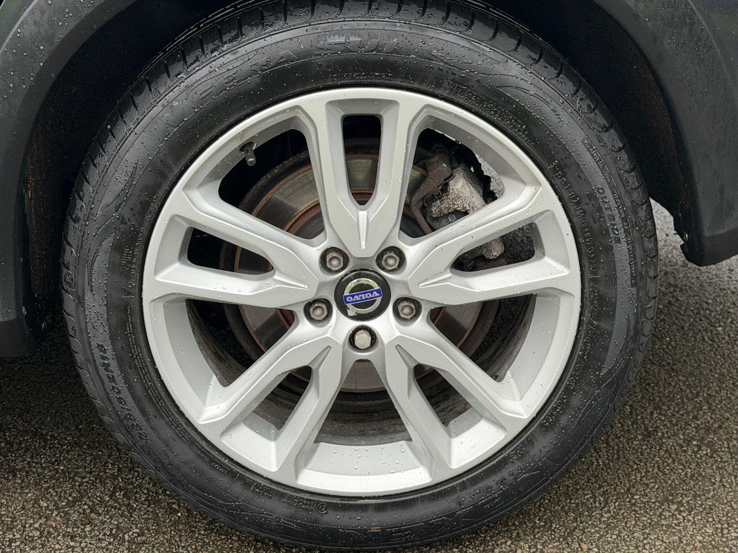 Used Volvo V60 2016 for sale - 77306107: Photo 17