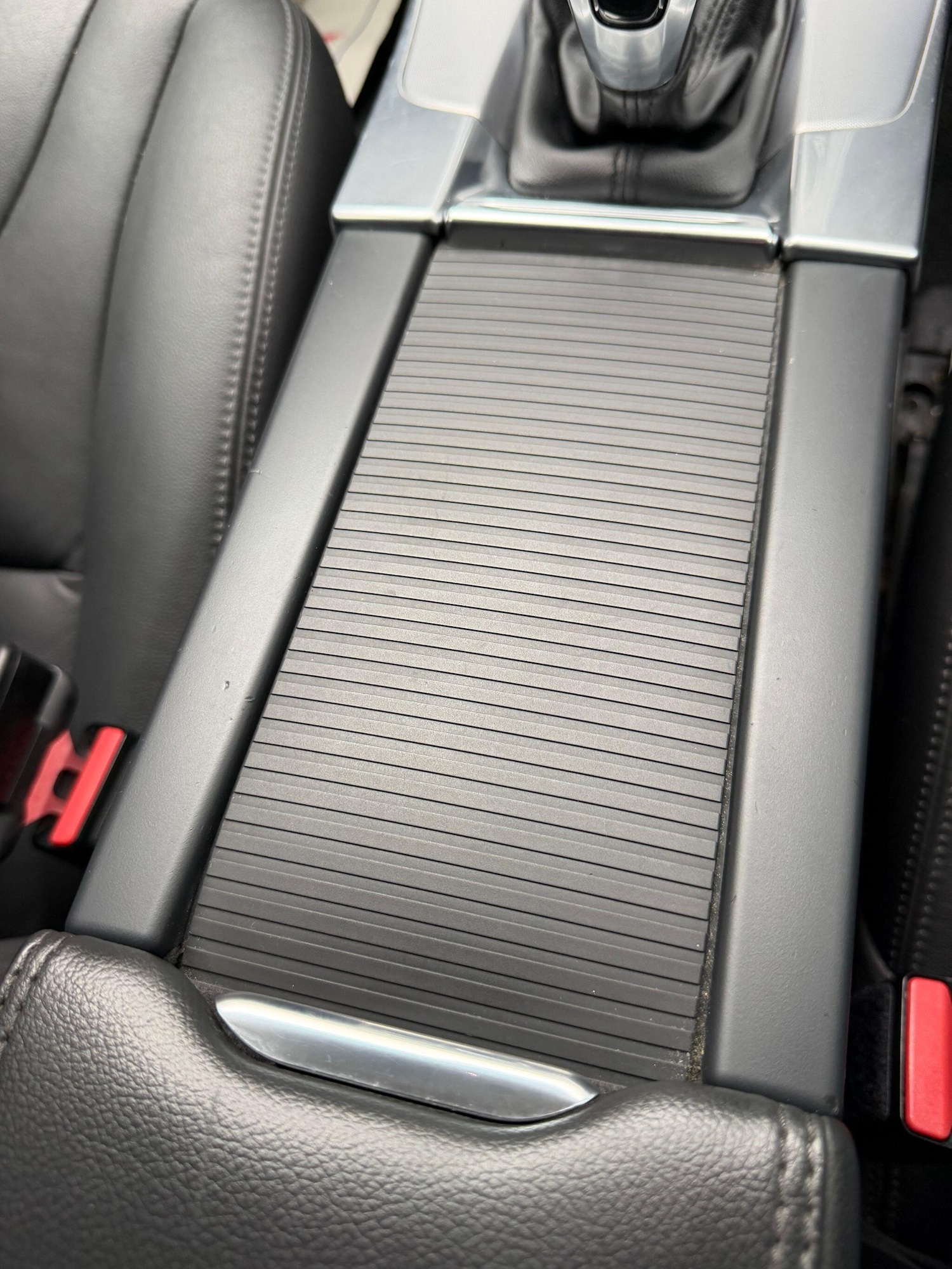 Used Volvo V60 2016 for sale - 77306107: Photo 30