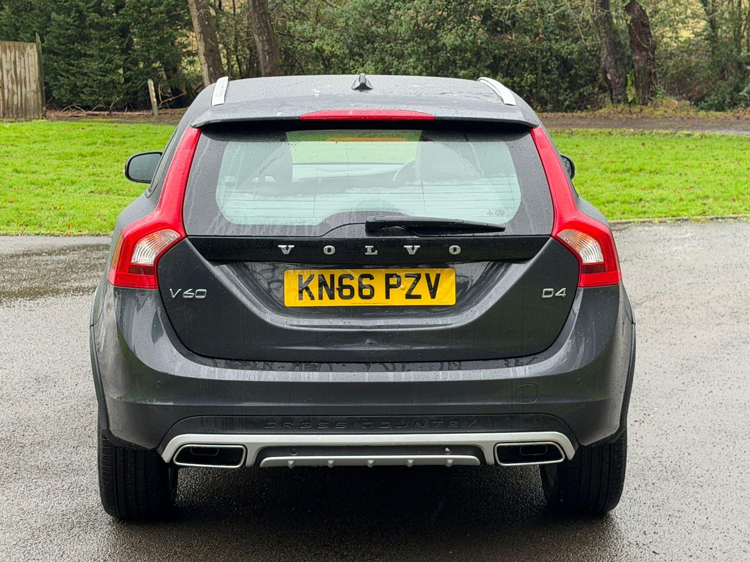 Used Volvo V60 2016 for sale - 77306107: Photo 8