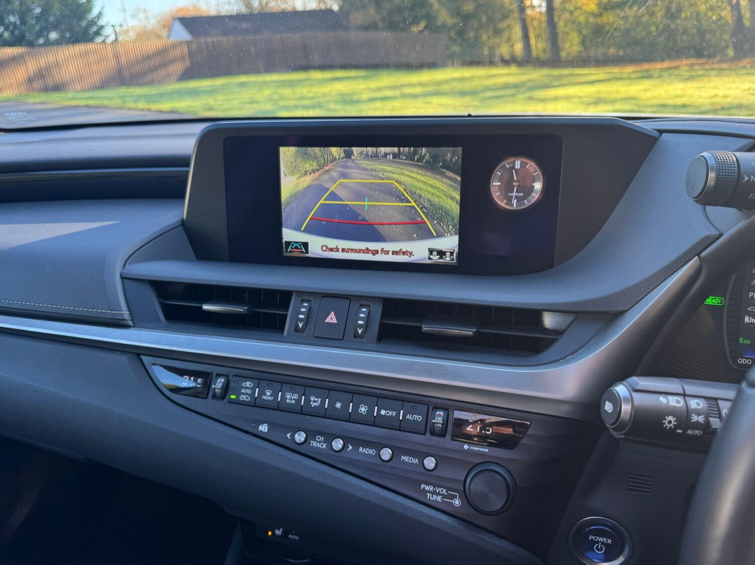 Used Lexus ES 2019 for sale - 76993377: Photo 31