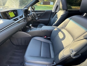 Used Lexus ES 2019 for sale - 76993377: Photo