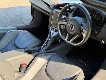 Used McLaren 720S 2017 for sale - 77752957: Photo