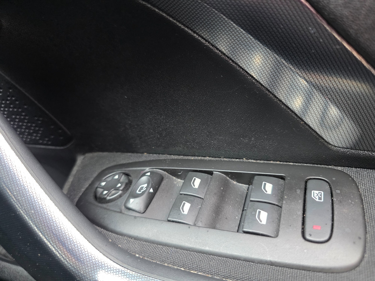 Used Peugeot 2008 for sale - 77546146: Photo 16