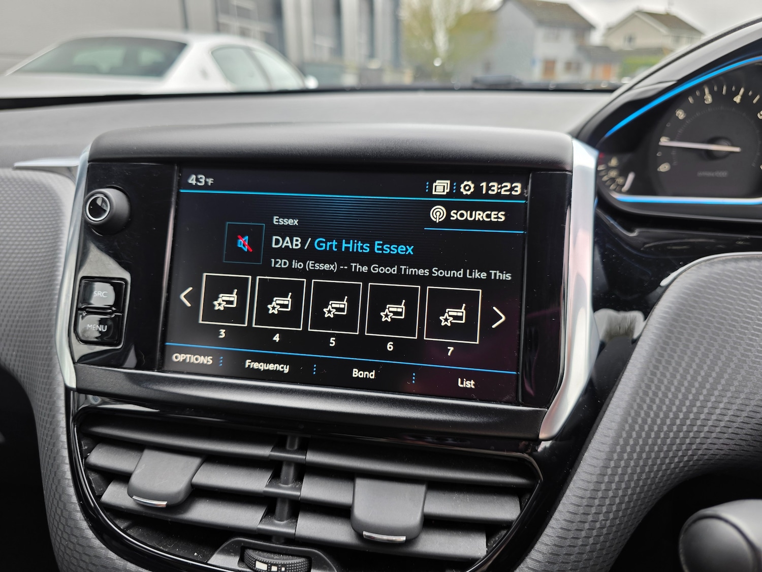 Used Peugeot 2008 for sale - 77546146: Photo 23