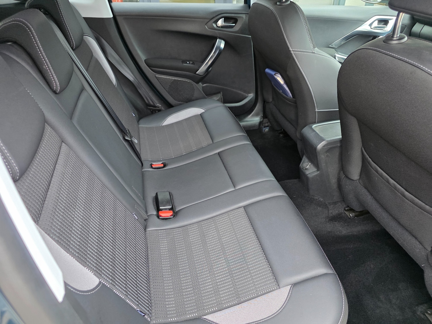 Used Peugeot 2008 for sale - 77546146: Photo 9