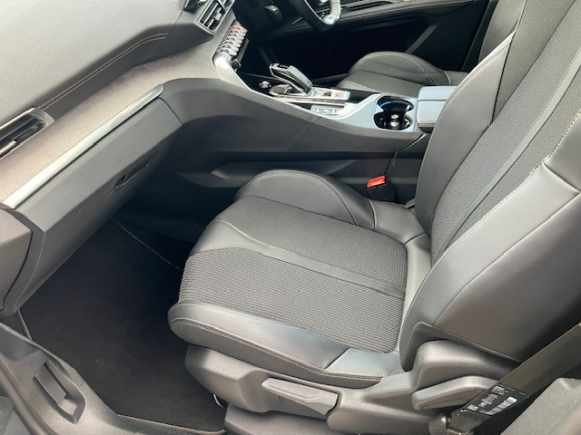 Used Peugeot 3008 2022 for sale - 76767474: Photo 14