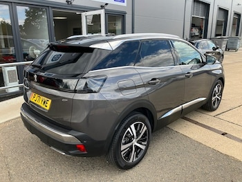Used Peugeot 3008 2022 for sale - 76767474: Photo