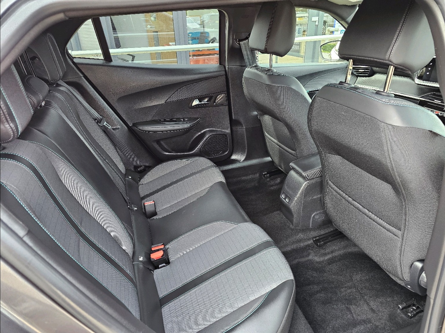 Used Peugeot 2008 2023 for sale - 76353044: Photo 13
