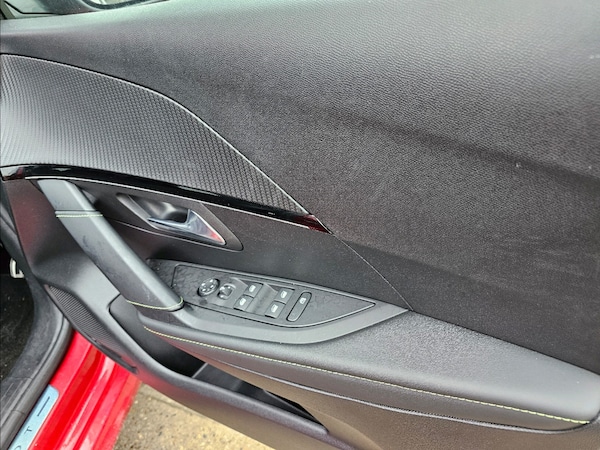 Used Peugeot 208 2022 for sale - 76165182: Photo 14