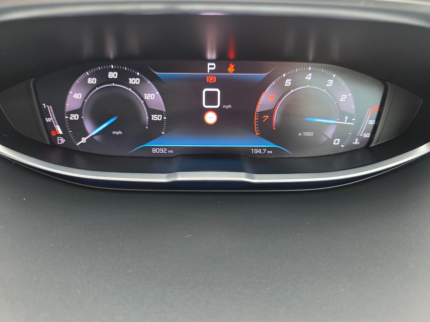 Used Peugeot 3008 2023 for sale - 77804968: Photo 8