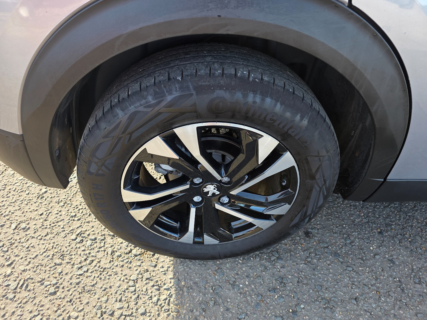 Used Peugeot 2008 2022 for sale - 76569303: Photo 12