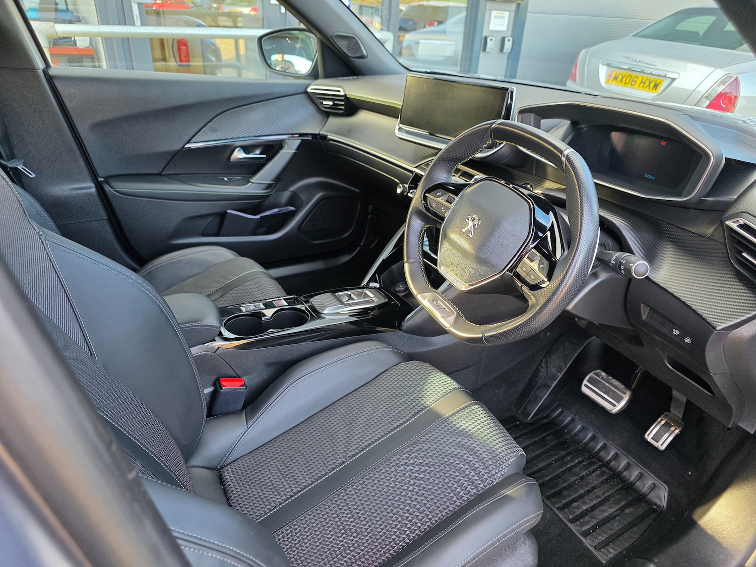 Used Peugeot 2008 2022 for sale - 76569303: Photo 17