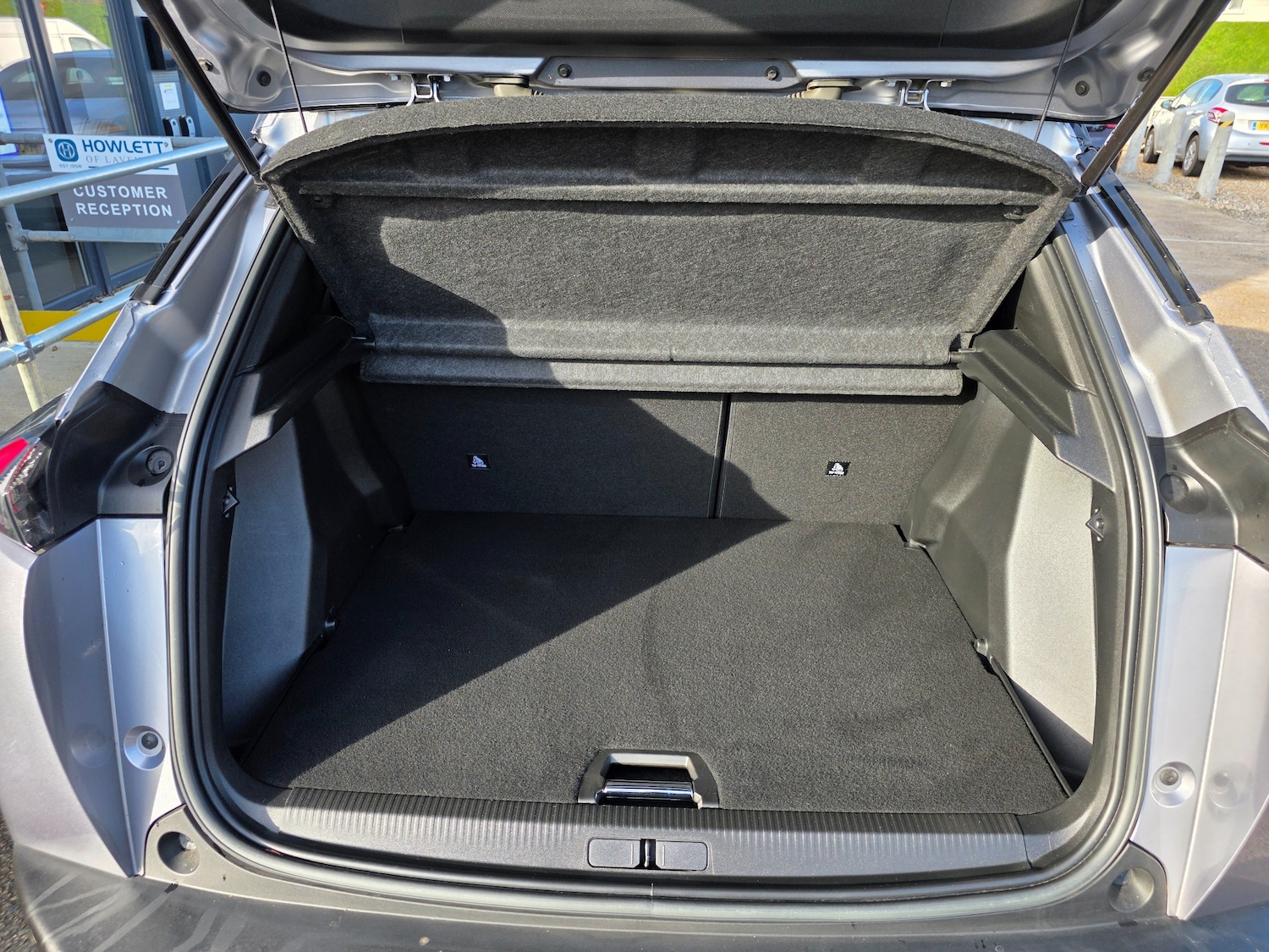 Used Peugeot 2008 2022 for sale - 76569303: Photo 8