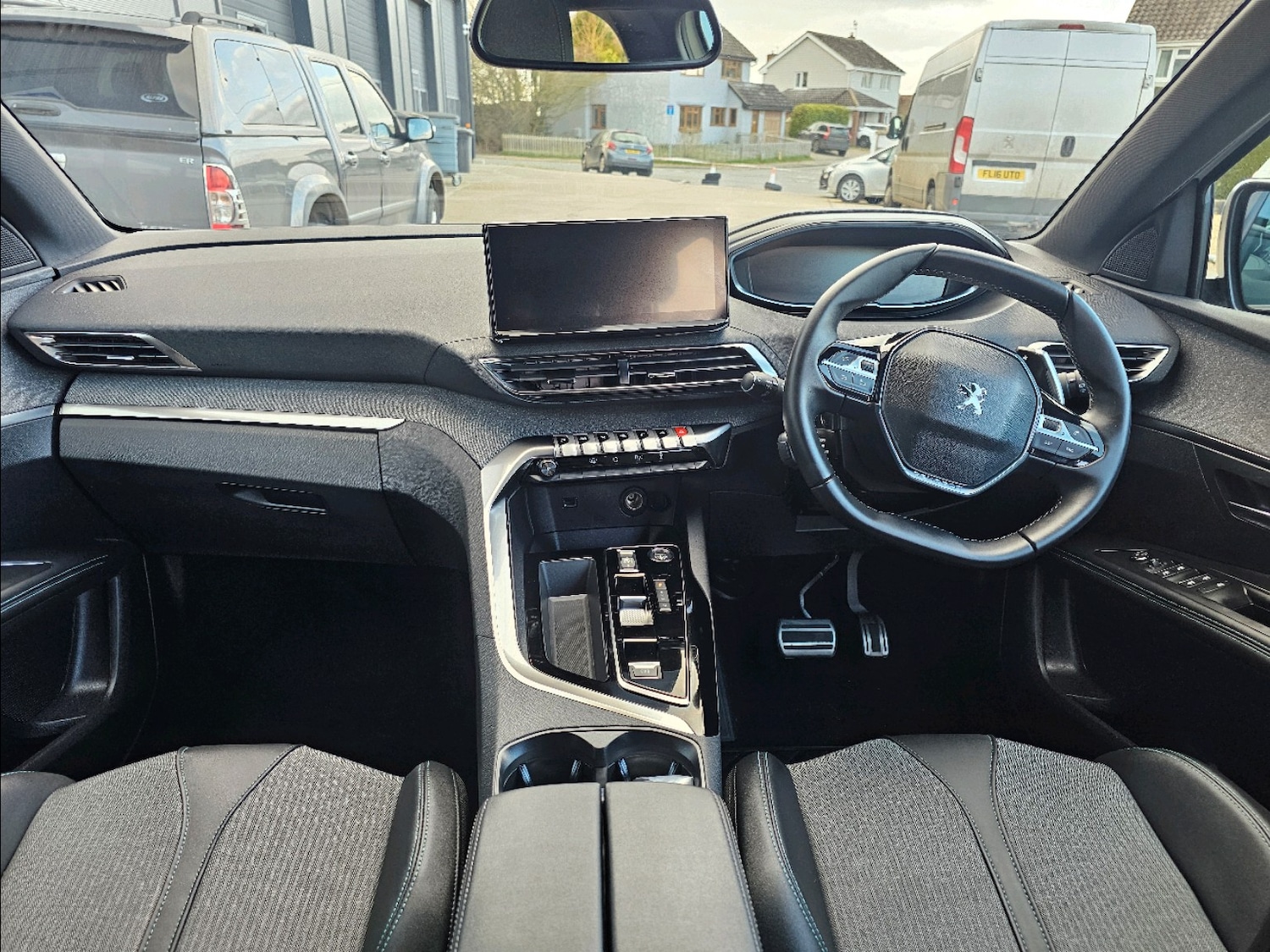 Used Peugeot 3008 2023 for sale - 77608012: Photo 15