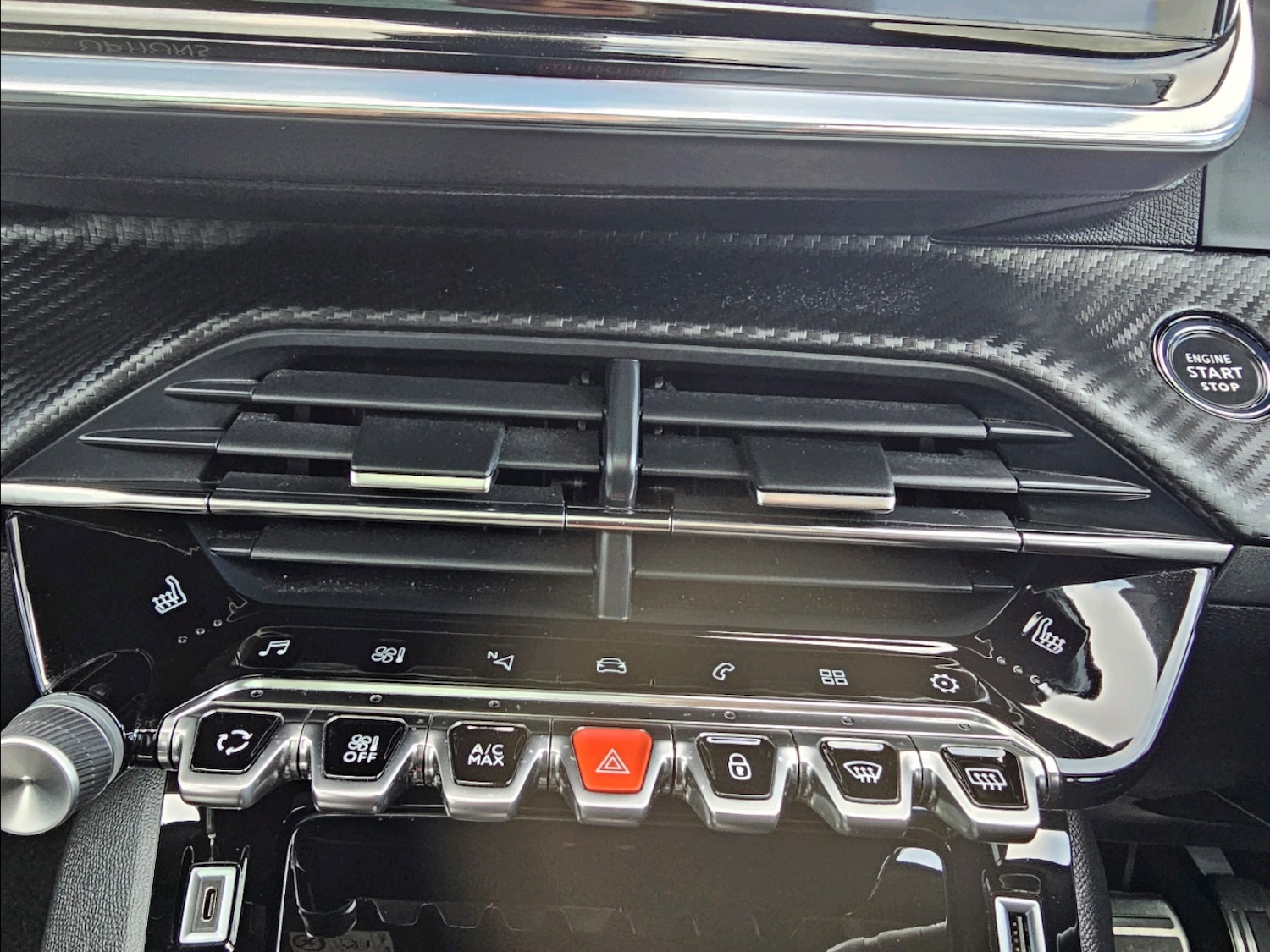 Used Peugeot 2008 2020 for sale - 77719025: Photo 21