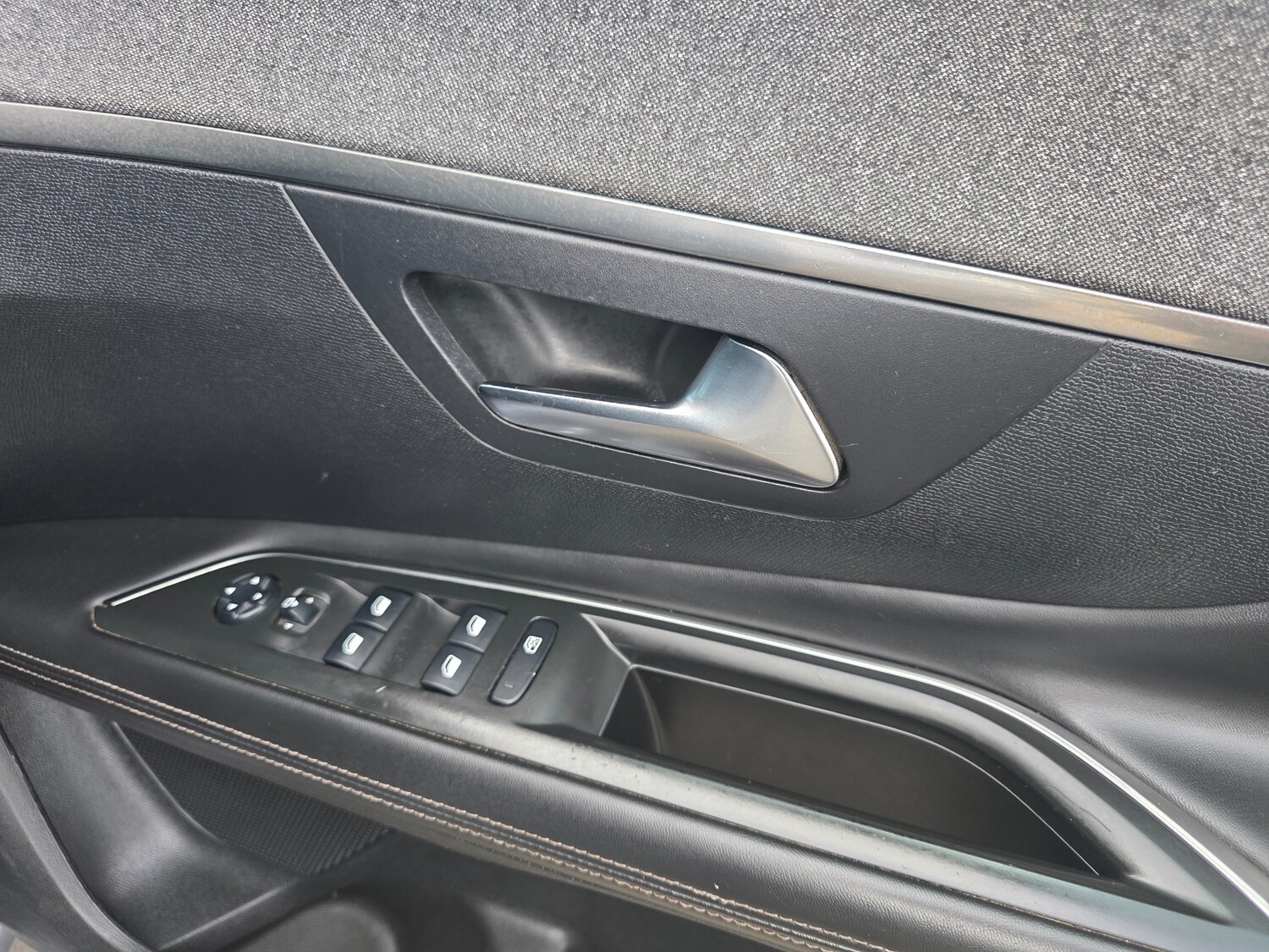 Used Peugeot 3008 2018 for sale - 76508860: Photo 16