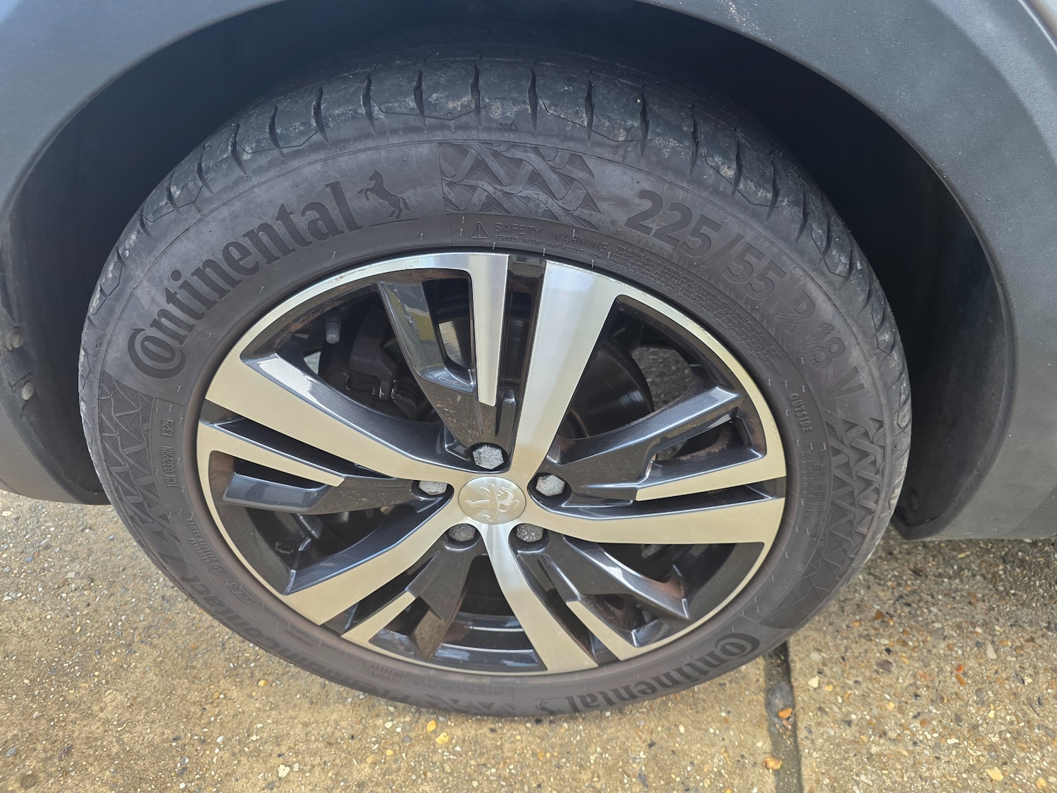 Used Peugeot 3008 2018 for sale - 76508860: Photo 5