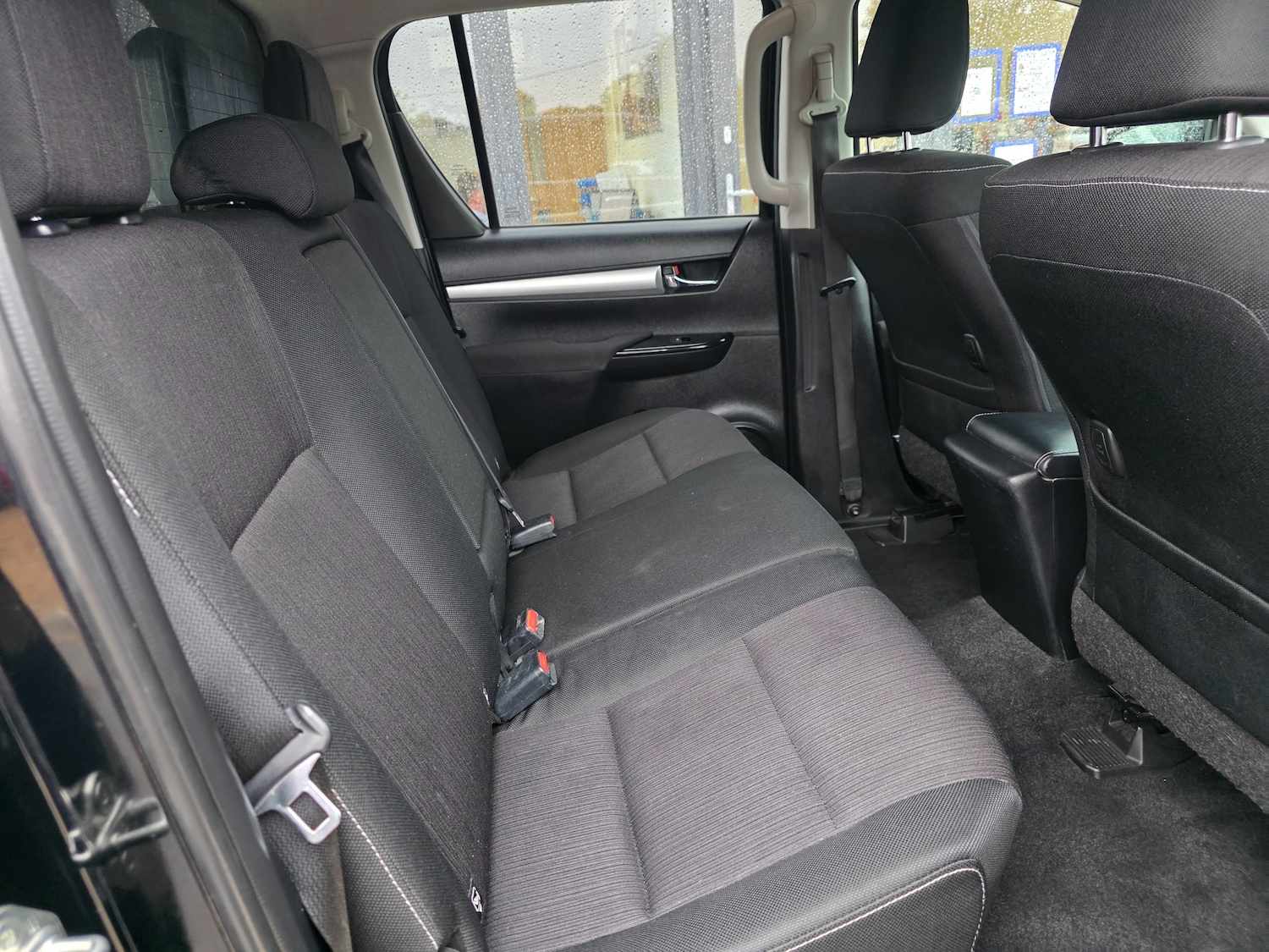 Used Toyota Hilux 2018 for sale - 76157878: Photo 17