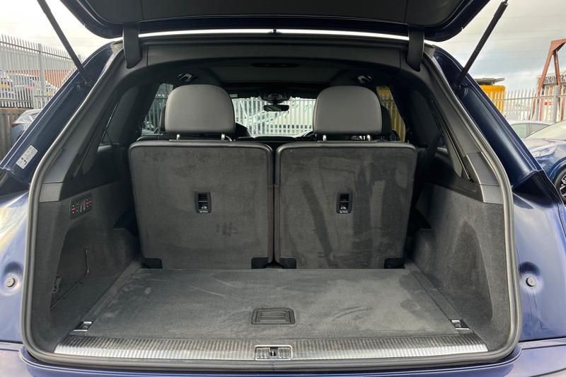 Used Audi Q7 2020 for sale - 76494611: Photo 21