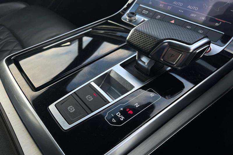 Used Audi Q7 2020 for sale - 76494611: Photo 24