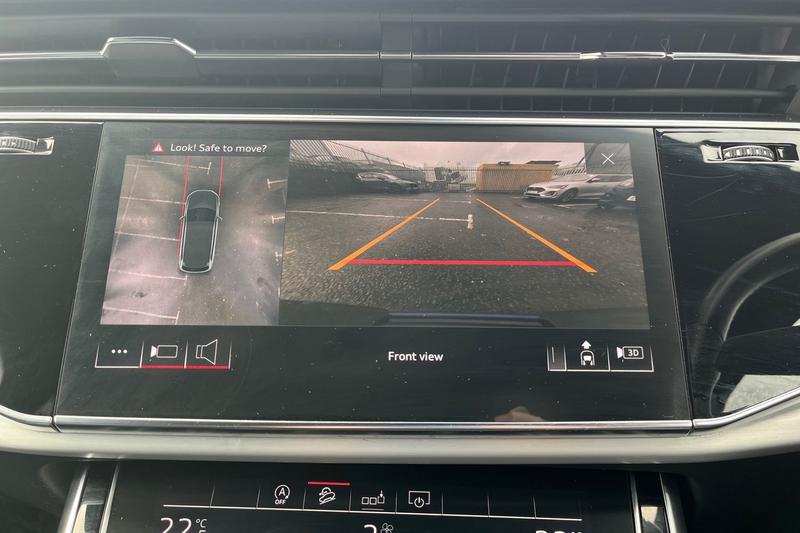 Used Audi Q7 2020 for sale - 76494611: Photo 32