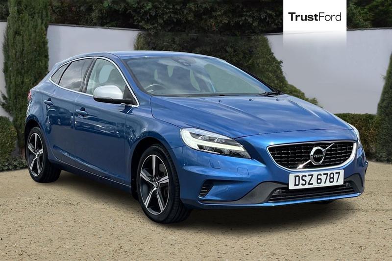 Used Volvo V40 2019 for sale - 76480401: Photo 1