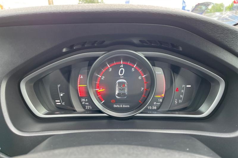 Used Volvo V40 2019 for sale - 76480401: Photo 13