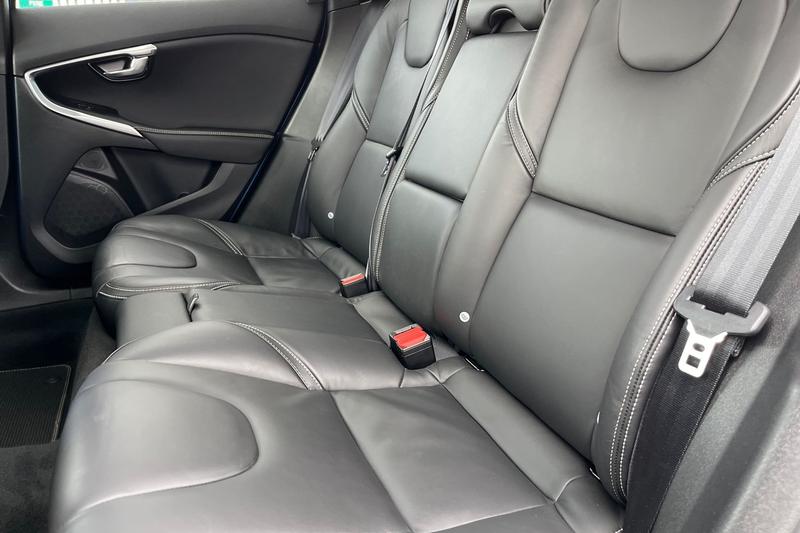 Used Volvo V40 2019 for sale - 76480401: Photo 20