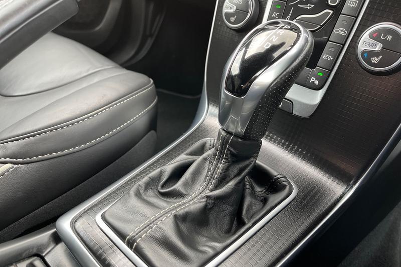 Used Volvo V40 2019 for sale - 76480401: Photo 34