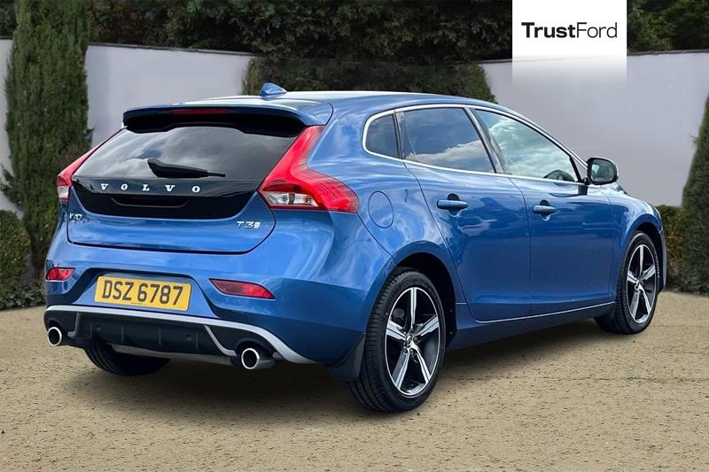 Used Volvo V40 2019 for sale - 76480401: Photo 4
