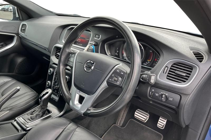 Used Volvo V40 2019 for sale - 76480401: Photo 9