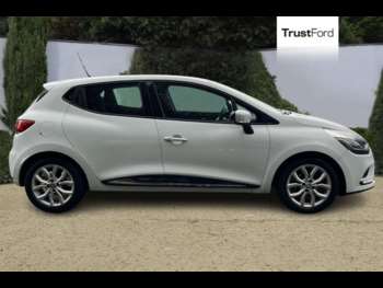 Used Renault Clio 2017 for sale - 74946959: Photo