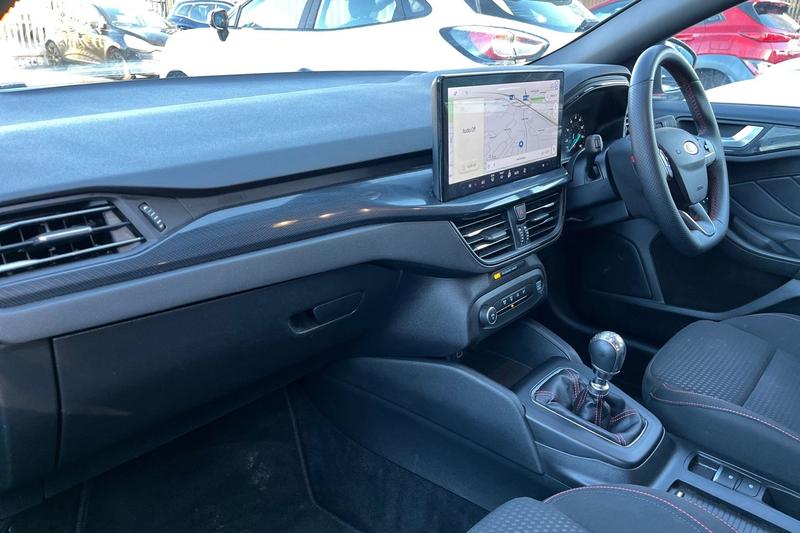 Used Ford Focus 2023 for sale - 76960843: Photo 18