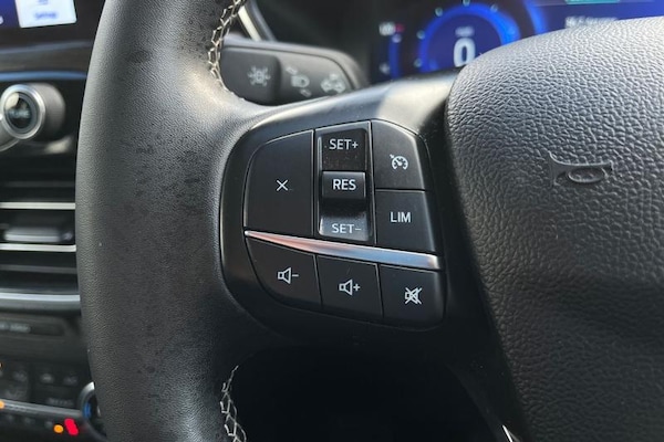 Used Ford Kuga 2022 for sale - 75805638: Photo 26