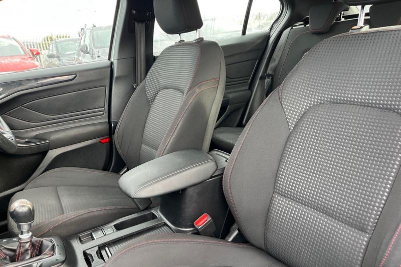 Used Ford Focus 2020 for sale - 77582072: Photo 19