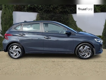 Used Hyundai i20 2023 for sale - 75985134: Photo 3