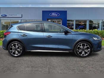 Used Ford Focus 2023 for sale - 78706173: Photo