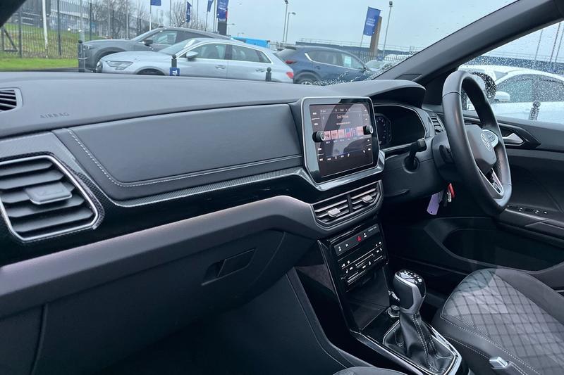 Used Volkswagen T-Cross 2024 for sale - 76716359: Photo 18