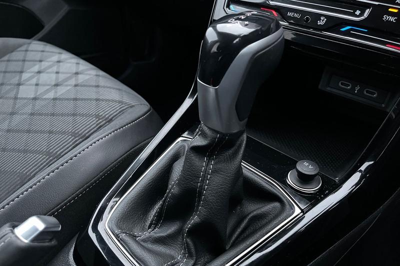 Used Volkswagen T-Cross 2024 for sale - 76716359: Photo 23