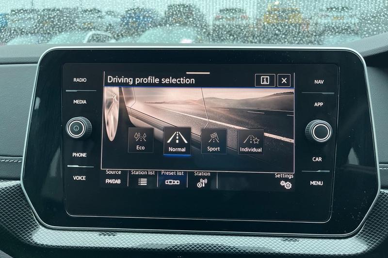 Used Volkswagen T-Cross 2024 for sale - 76716359: Photo 31