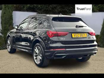 Used Audi Q3 2022 for sale - 74185103: Photo