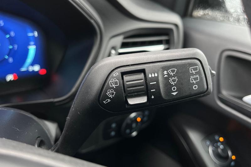 Used Ford Focus 2023 for sale - 78001142: Photo 15