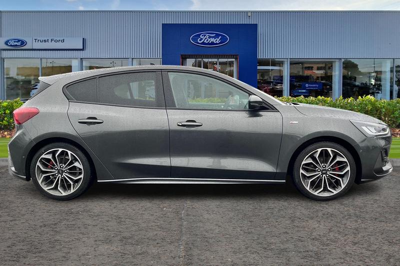 Used Ford Focus 2023 for sale - 78001142: Photo 3