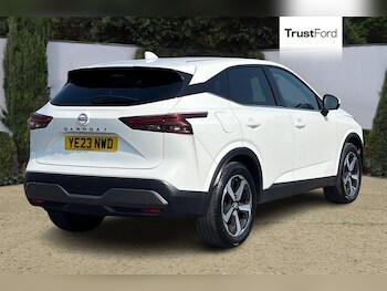 Used Nissan Qashqai 2023 for sale - 75575254: Photo