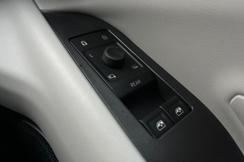 Used Ford Explorer 2025 for sale - 78028624: Photo 16